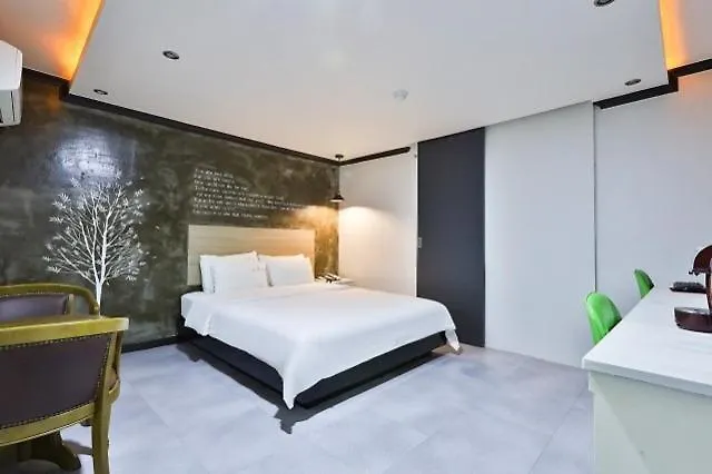 Busan Yeonsan The Zenith Hotel