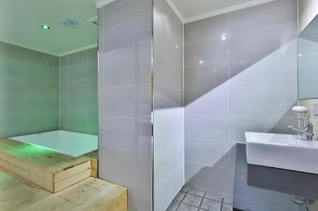 Busan Yeonsan The Zenith Hotel